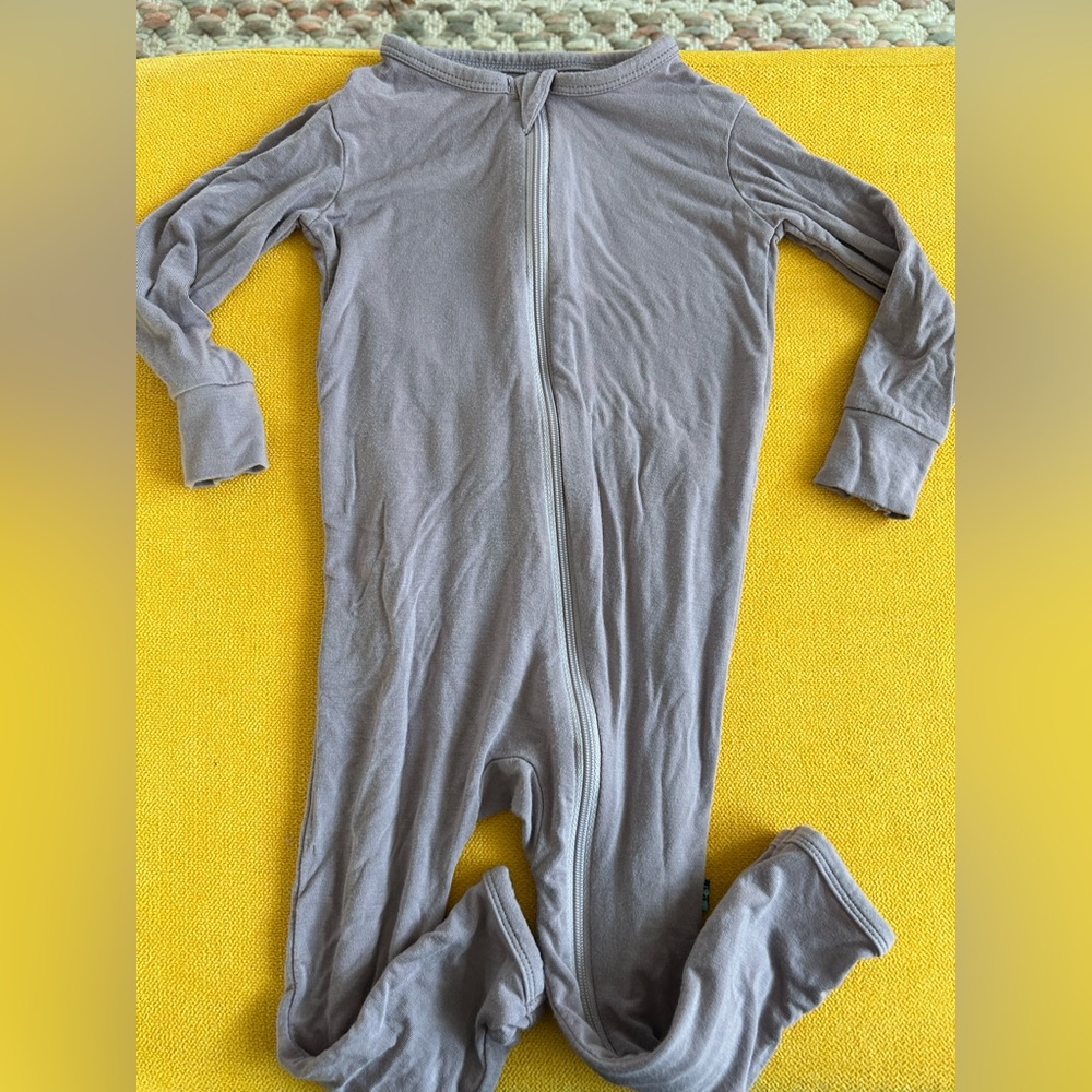 Never worn lavender pajamas